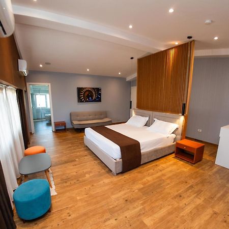 Olivar Hotel Tirana Selitë e Vogël エクステリア 写真