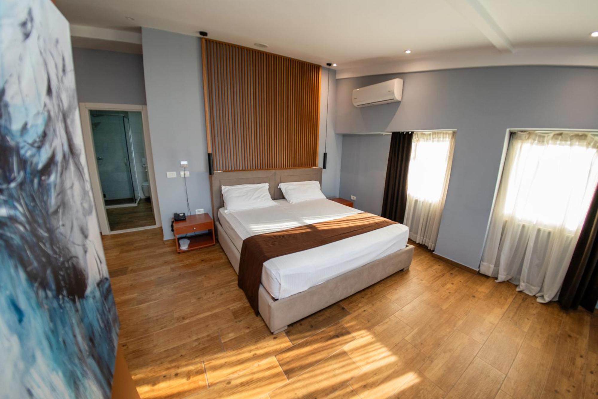 Olivar Hotel Tirana Selitë e Vogël エクステリア 写真