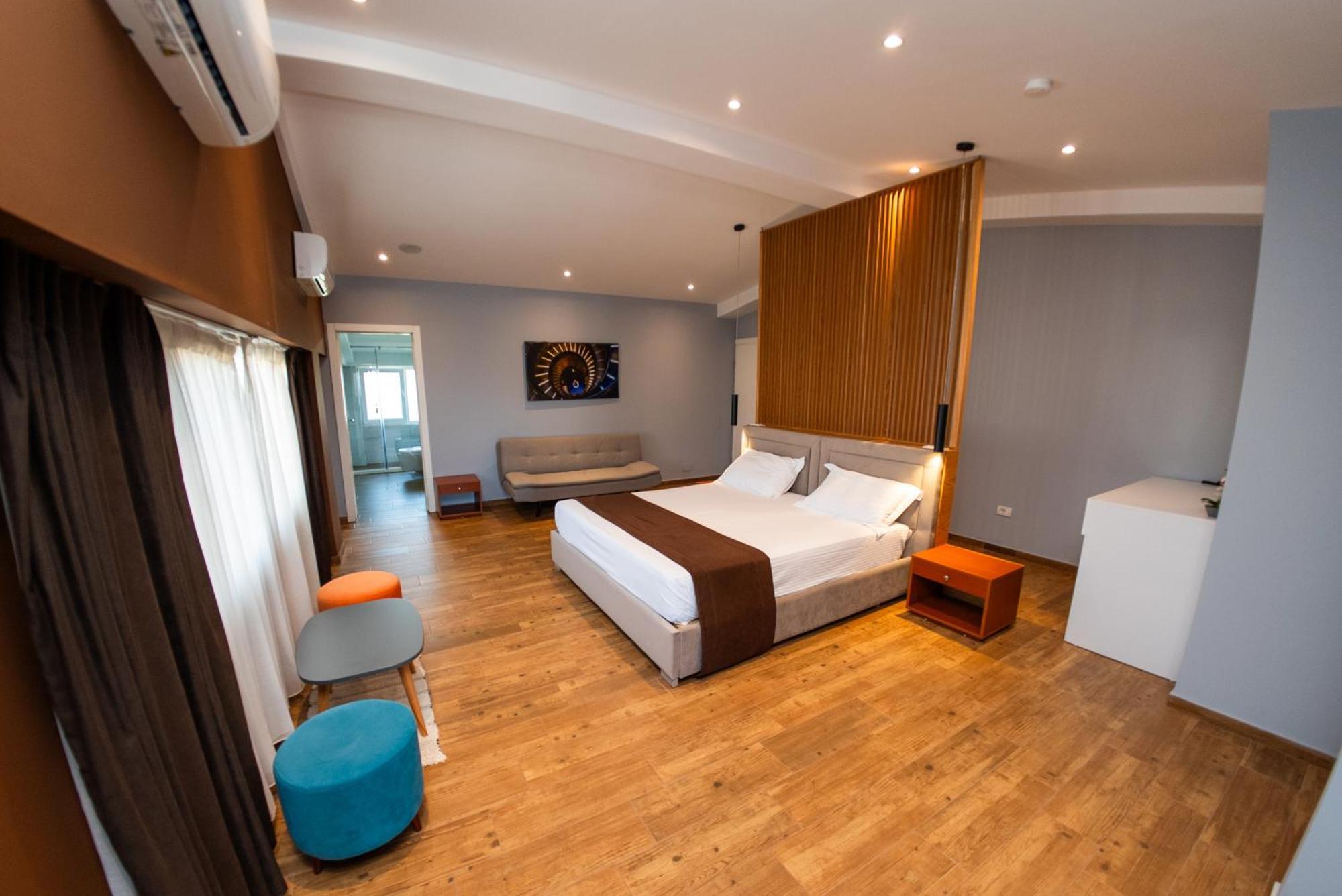Olivar Hotel Tirana Selitë e Vogël エクステリア 写真