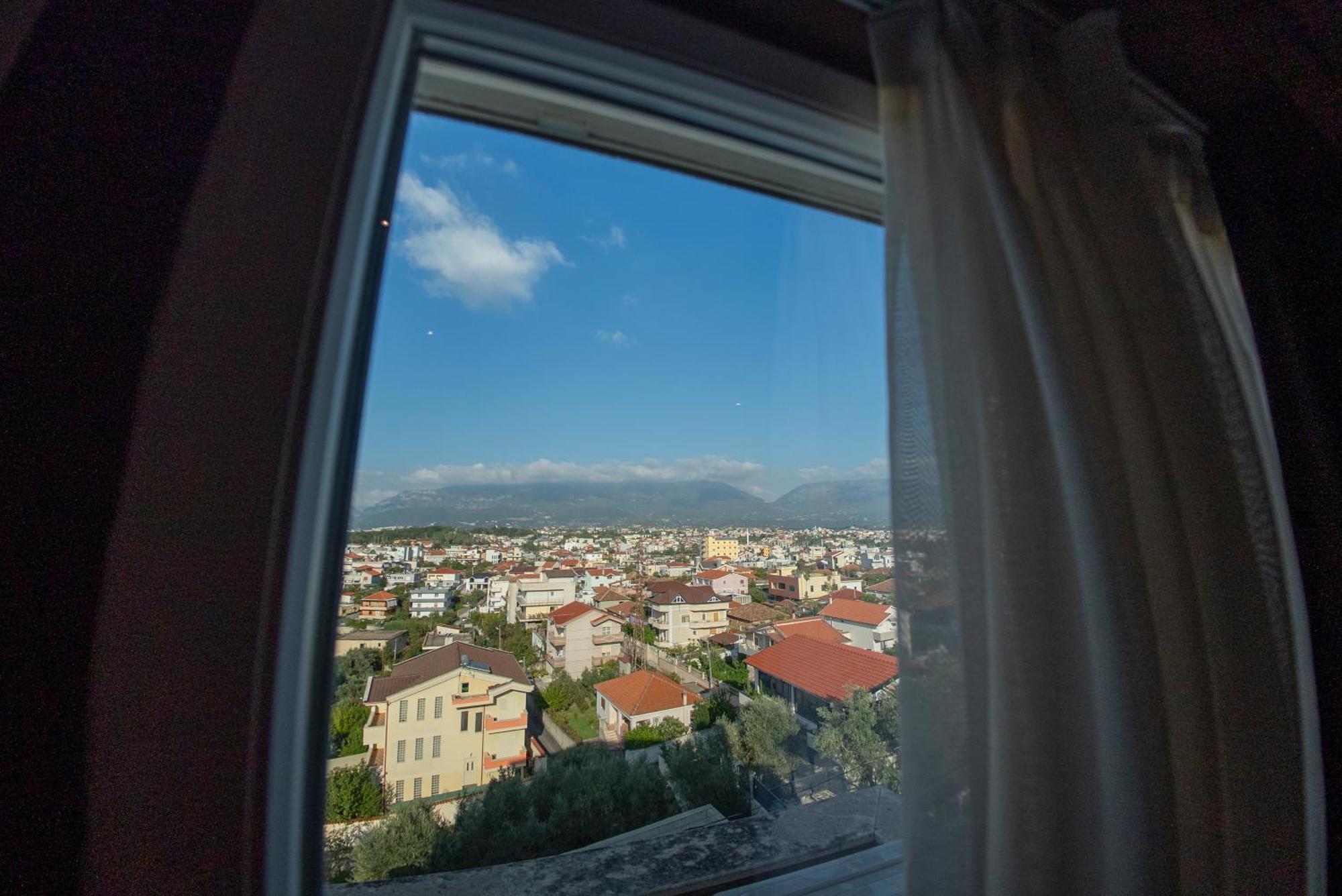 Olivar Hotel Tirana Selitë e Vogël エクステリア 写真