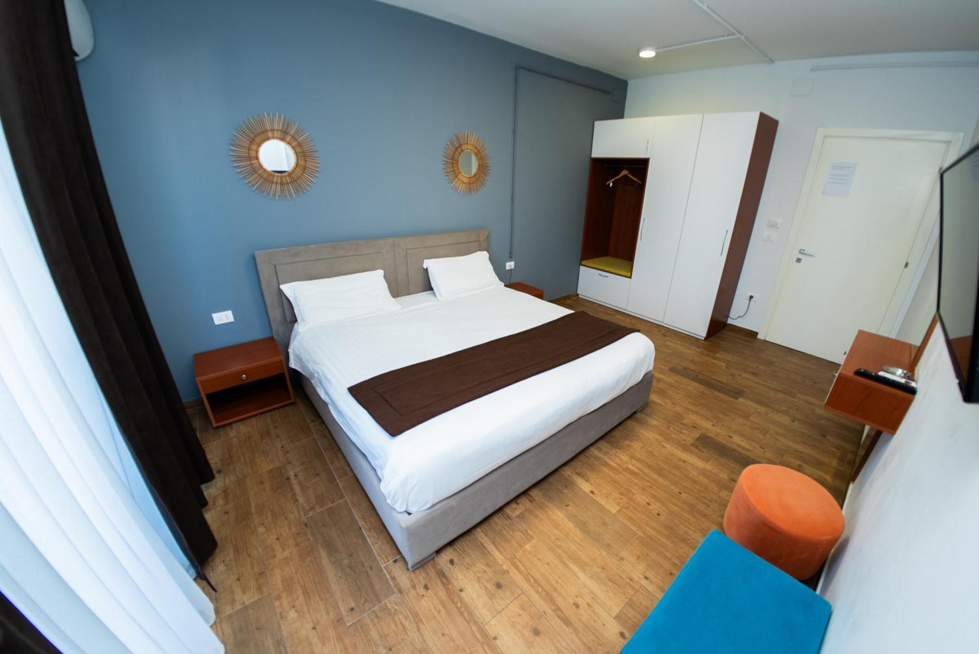 Olivar Hotel Tirana Selitë e Vogël エクステリア 写真