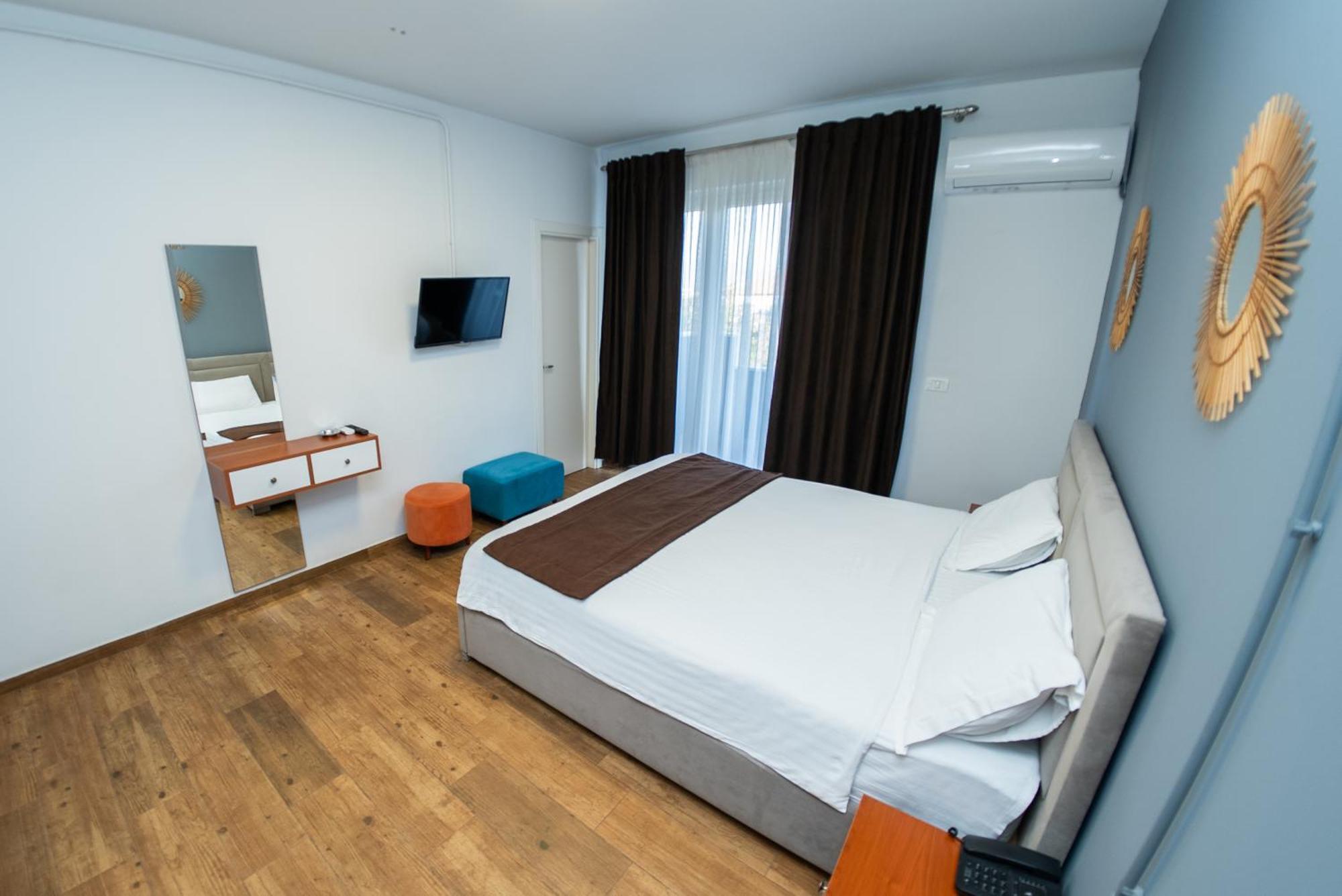 Olivar Hotel Tirana Selitë e Vogël エクステリア 写真