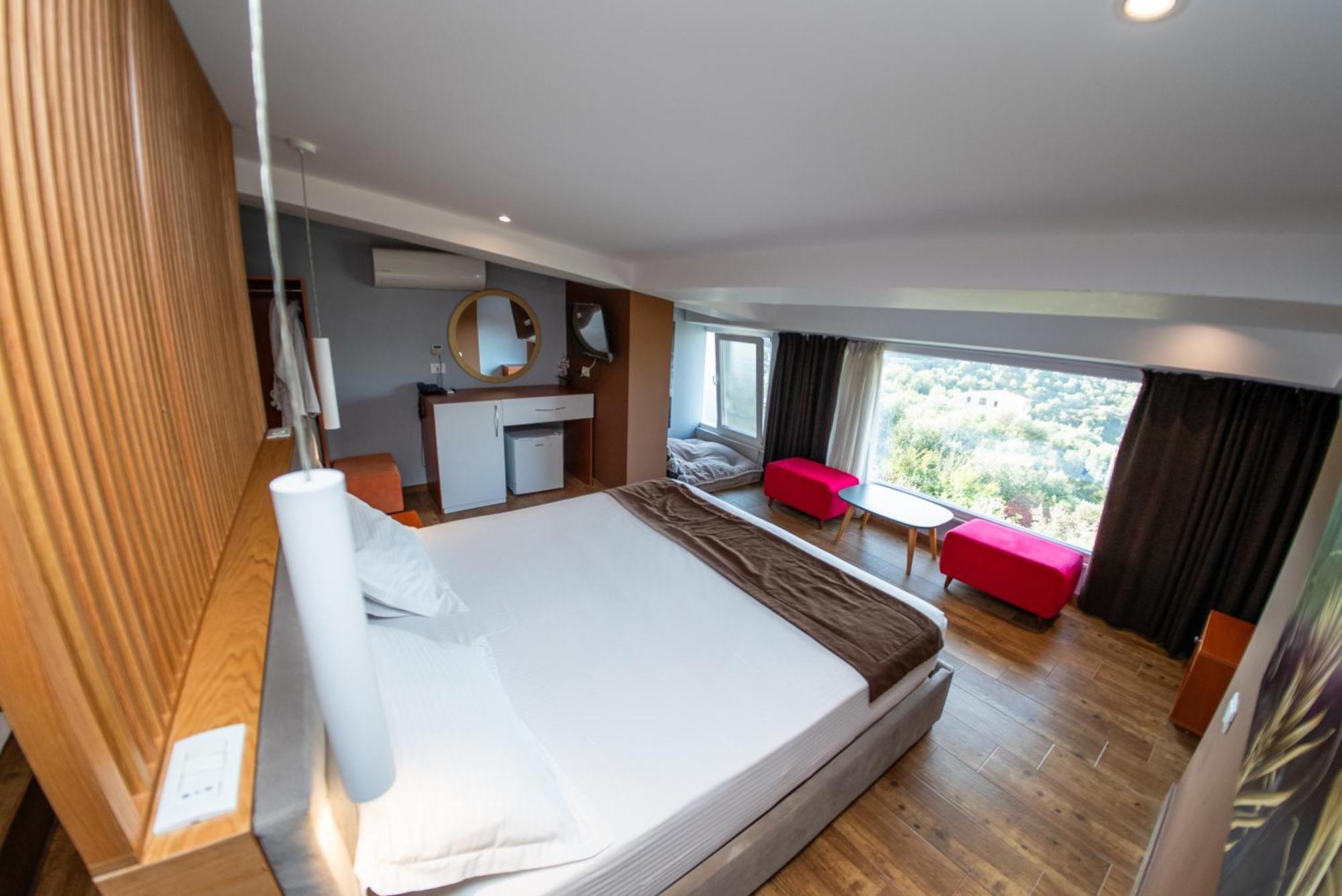 Olivar Hotel Tirana Selitë e Vogël エクステリア 写真