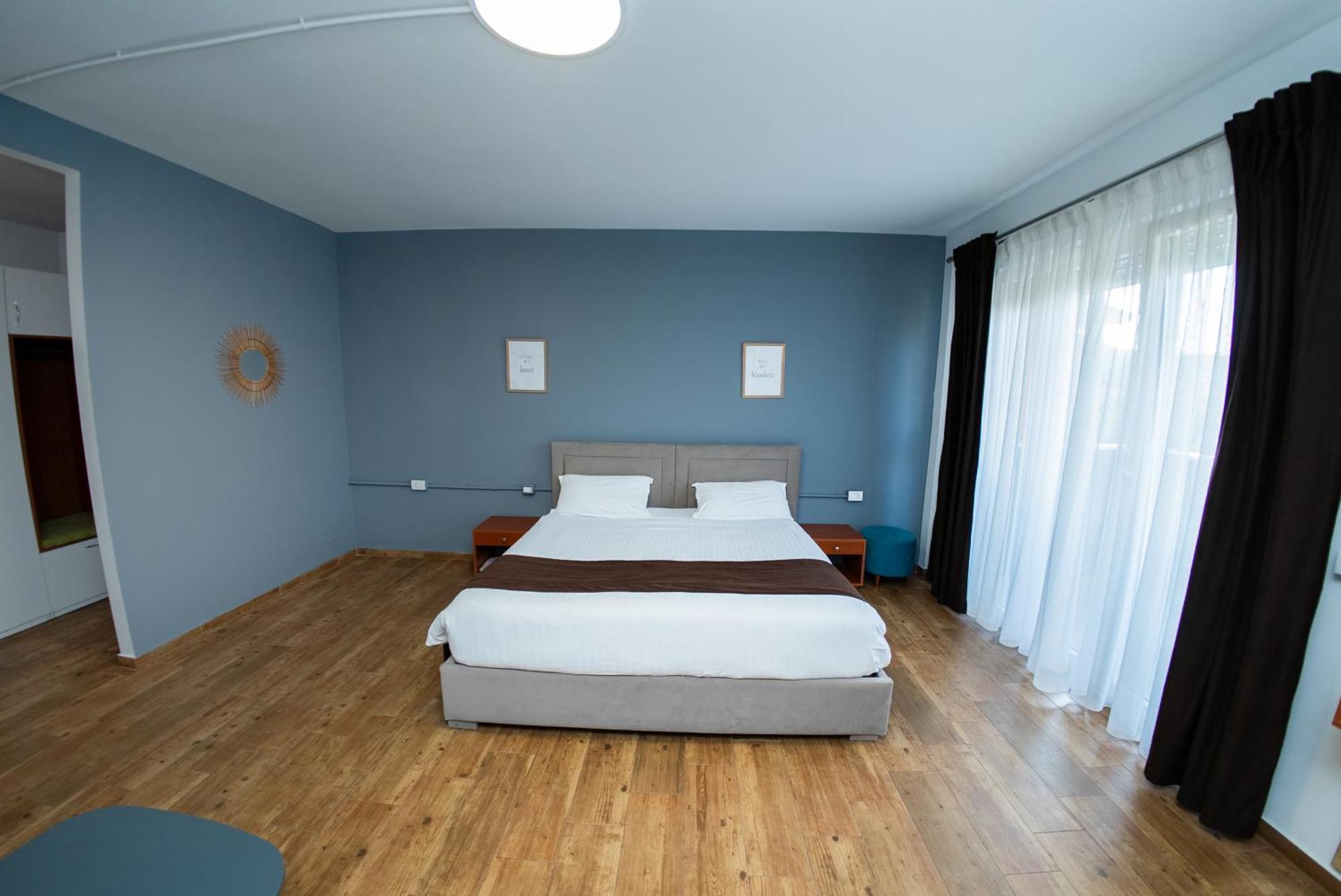 Olivar Hotel Tirana Selitë e Vogël エクステリア 写真