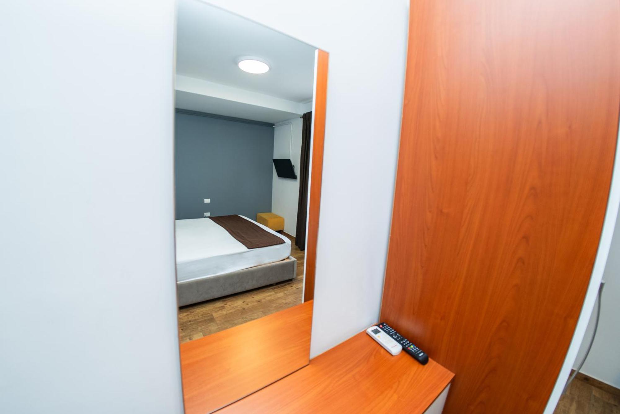 Olivar Hotel Tirana Selitë e Vogël エクステリア 写真