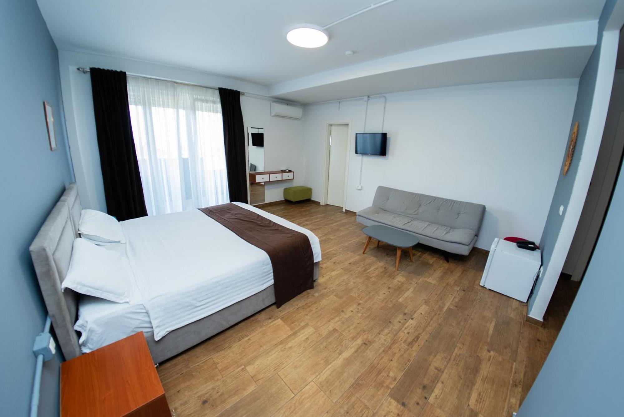 Olivar Hotel Tirana Selitë e Vogël エクステリア 写真