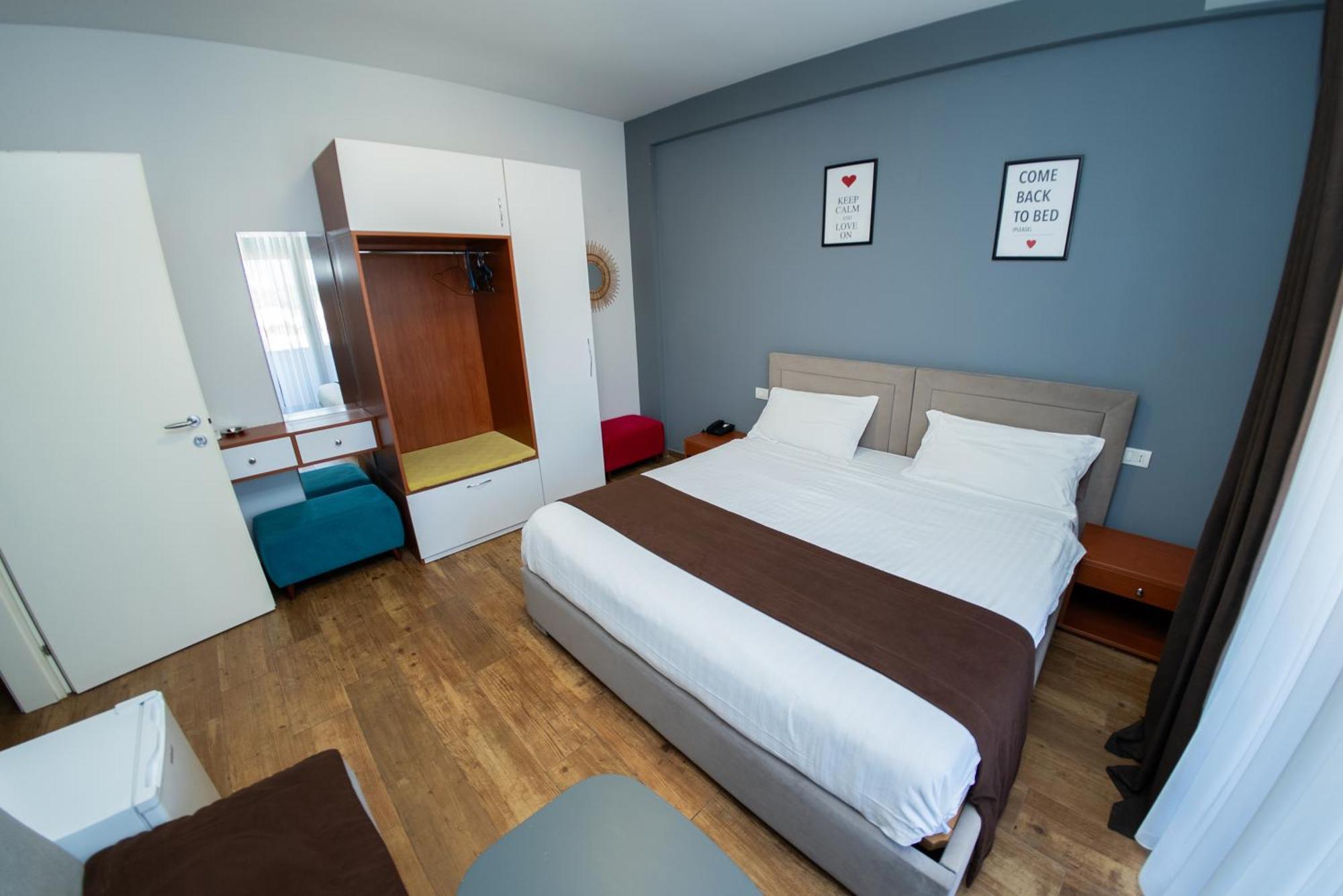 Olivar Hotel Tirana Selitë e Vogël エクステリア 写真