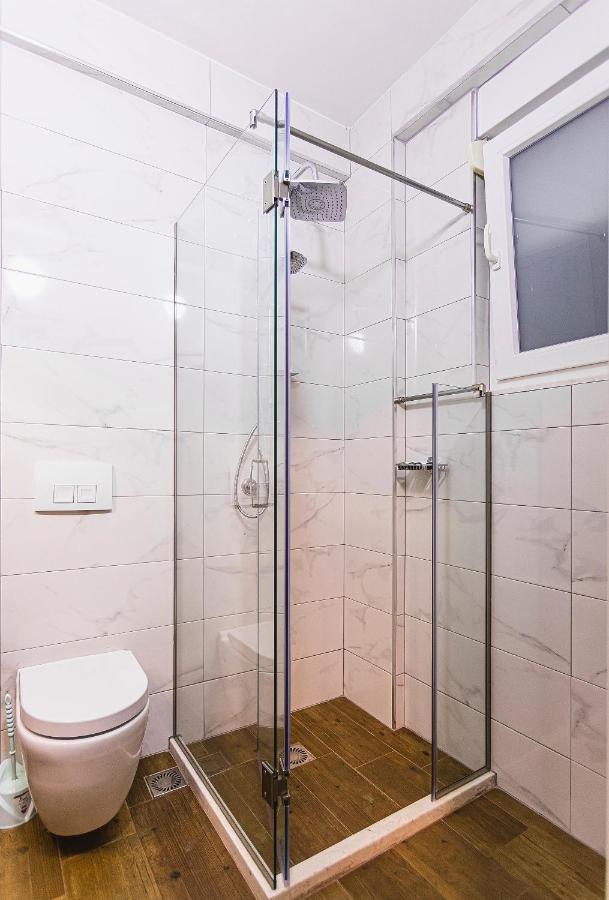 Olivar Hotel Tirana Selitë e Vogël エクステリア 写真